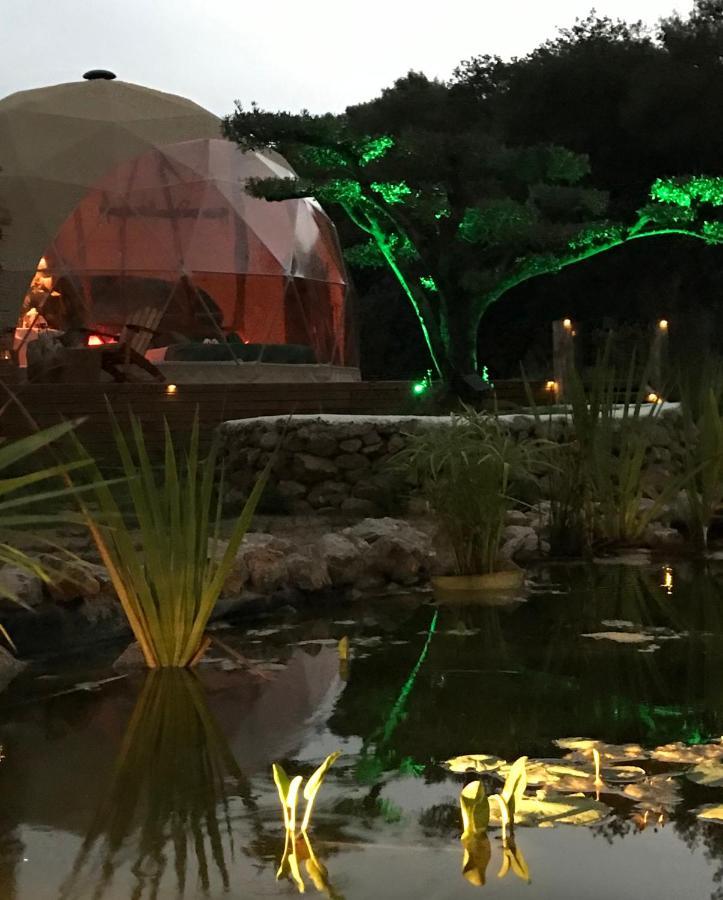 Domo Suites Masia Cal Geperut 巴达洛纳 外观 照片