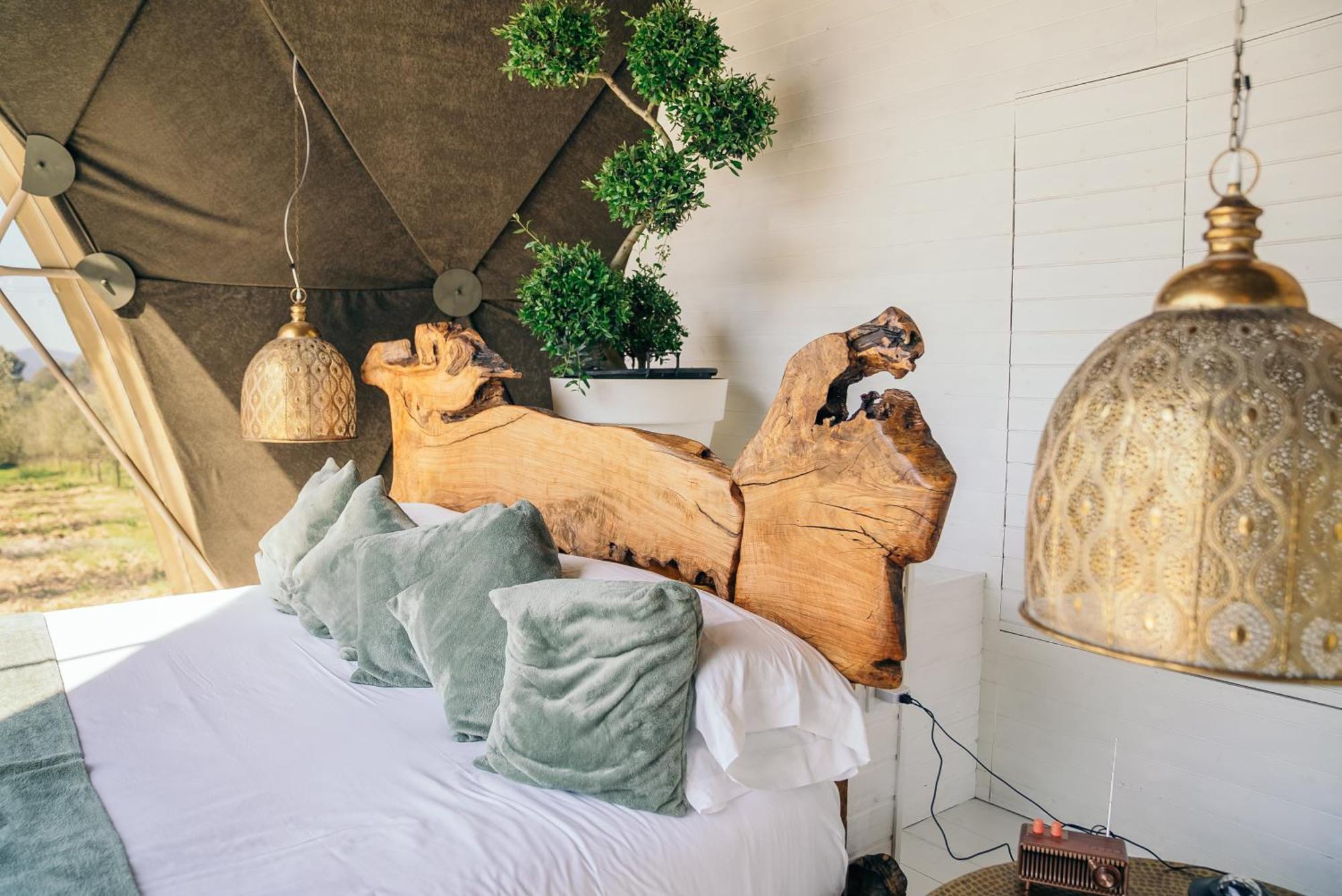 Domo Suites Masia Cal Geperut 巴达洛纳 外观 照片